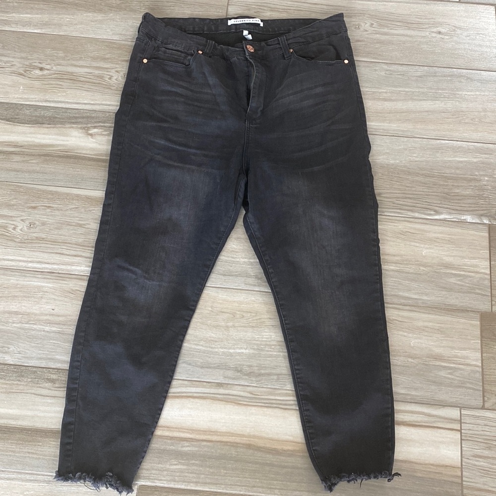 USED celebrity Pink plus Size 16